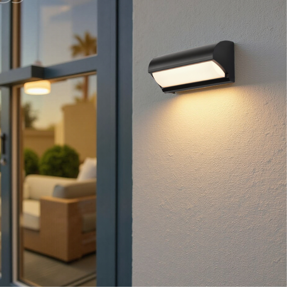 Modern svart utomhus-LED-vägglampa – Väderbeständig varm belysning för trädgård, uteplats och entréer