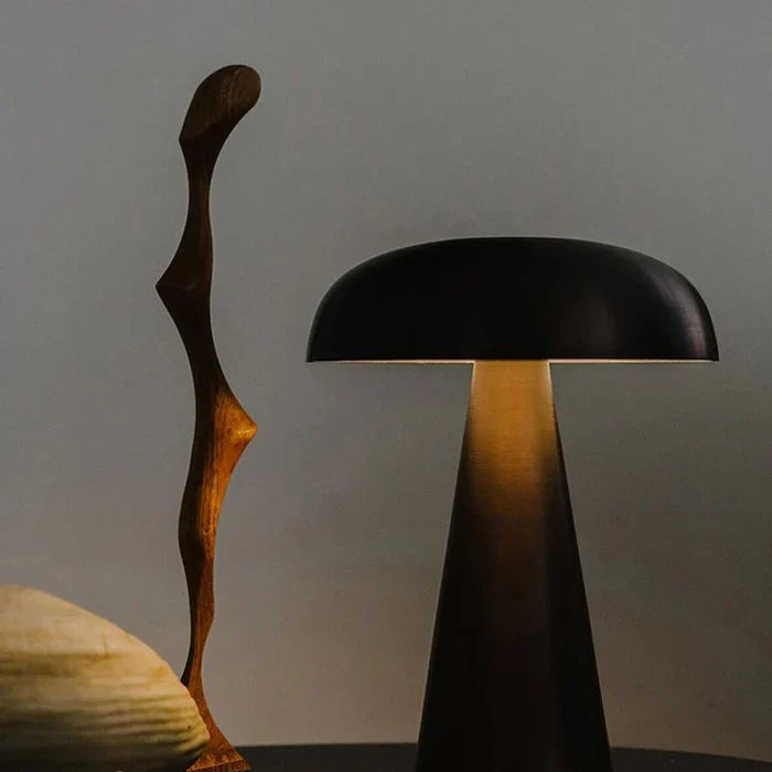 Snygg bärbar bordslampa