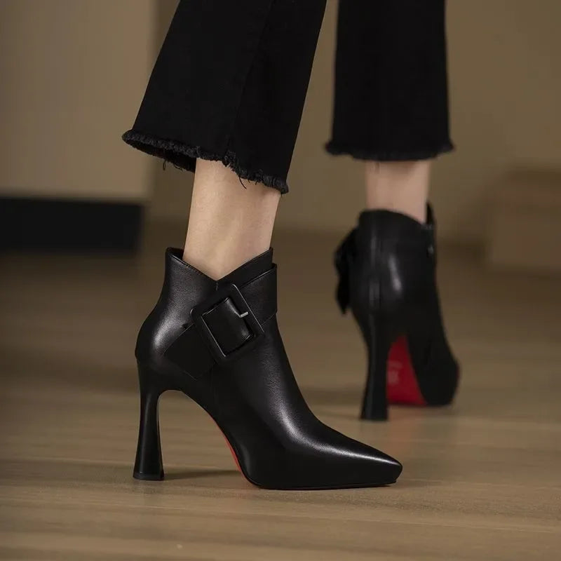 Ankelboots med spänne