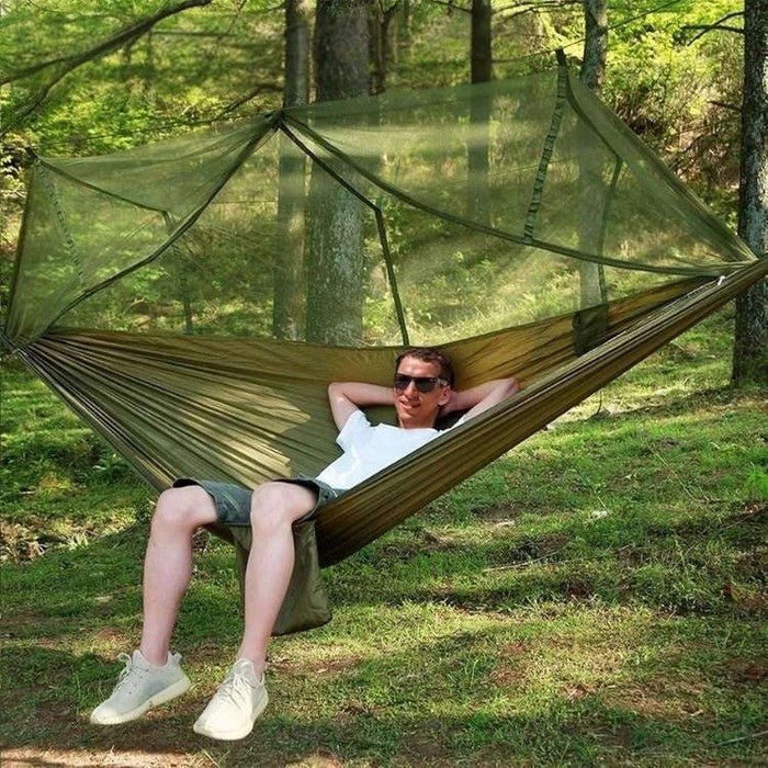 Bärbar hängmatta för camping med myggnät