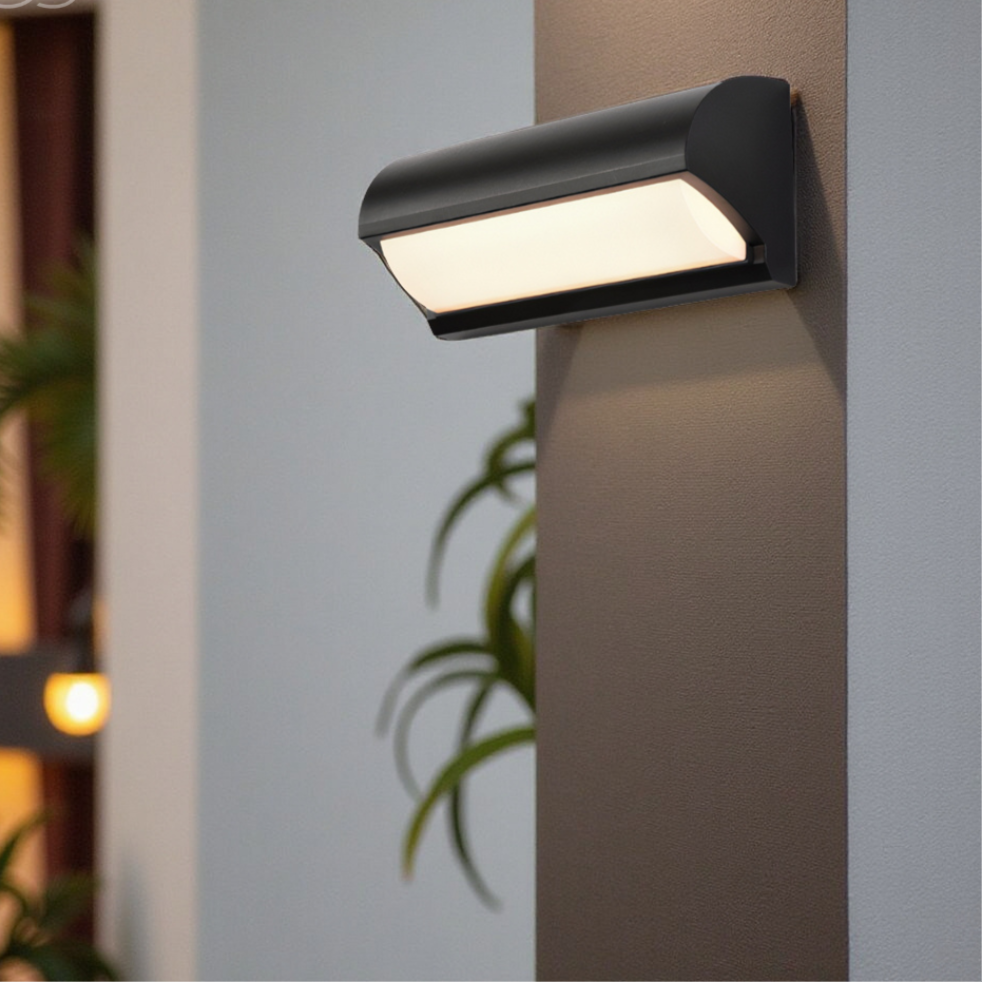 Modern svart utomhus-LED-vägglampa – Väderbeständig varm belysning för trädgård, uteplats och entréer