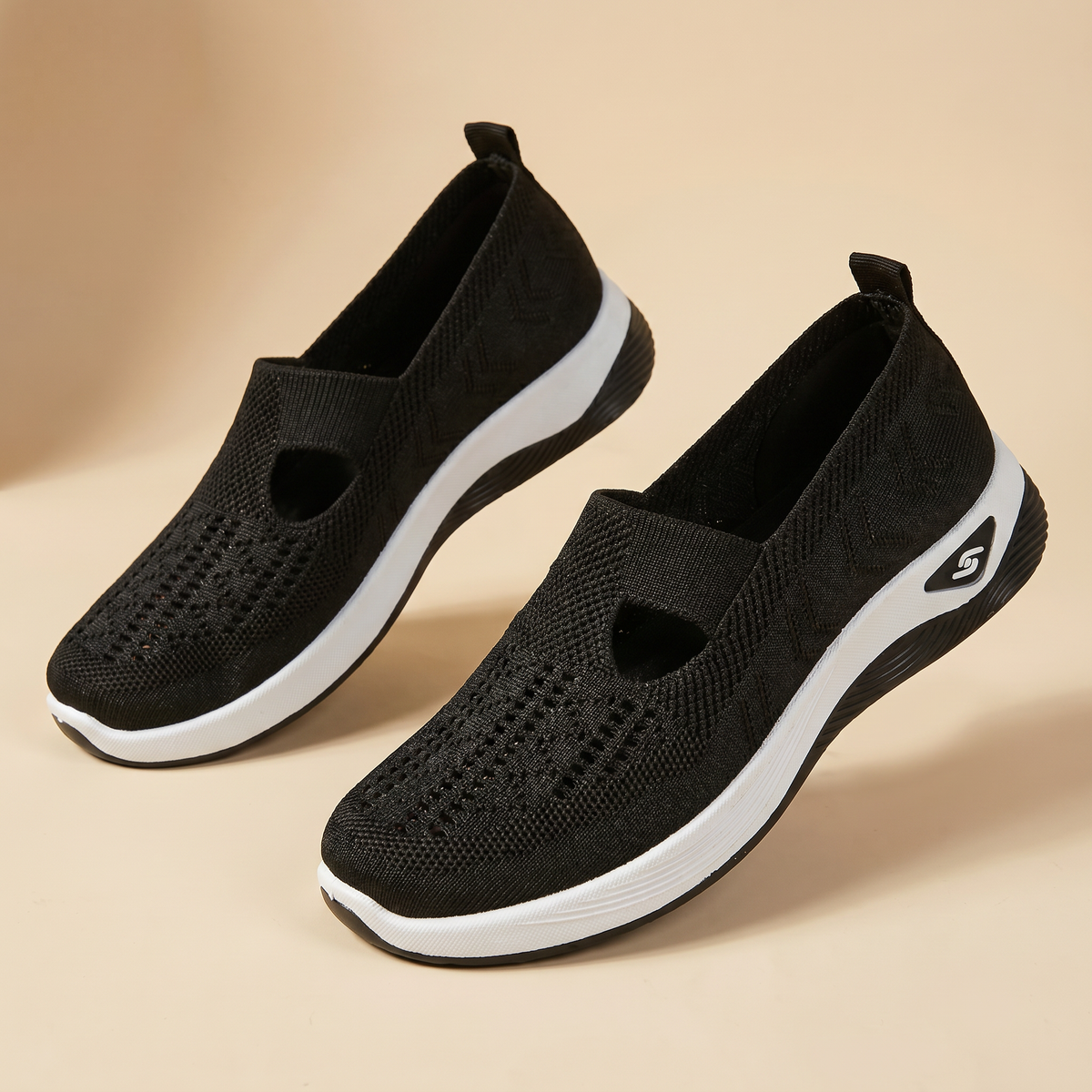 Ortopediska slip-on-skor för dam | Med andningsförmåga | Anpassade för svullna fötter