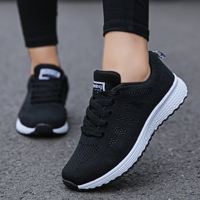 Promenadsneakers för dam med fotvalvsstöd