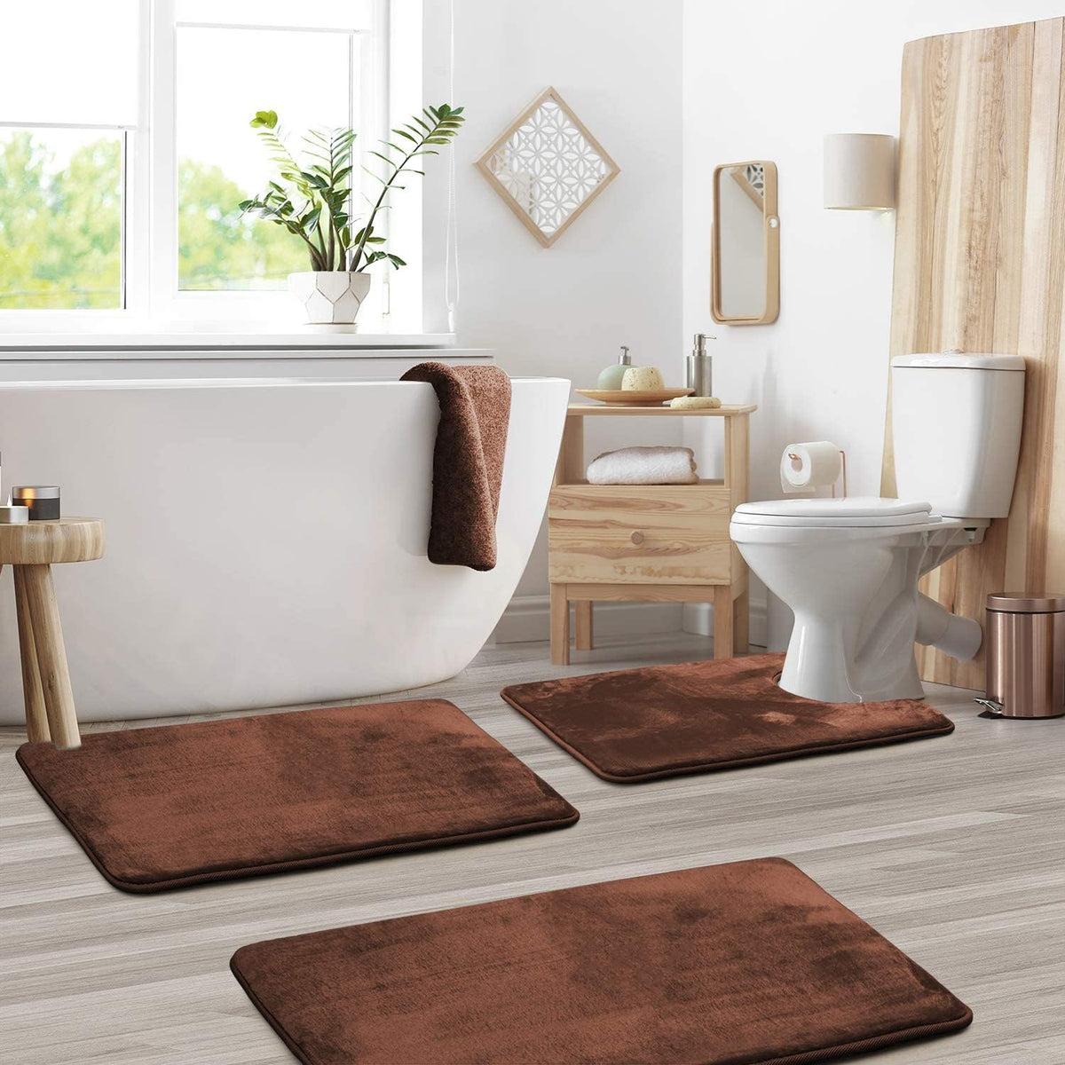 Set med badrumsmattor i memory foam, halkfria och tvättbara