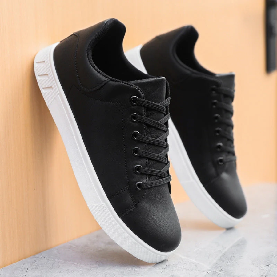 Snörade sneakers för herr i casual stil